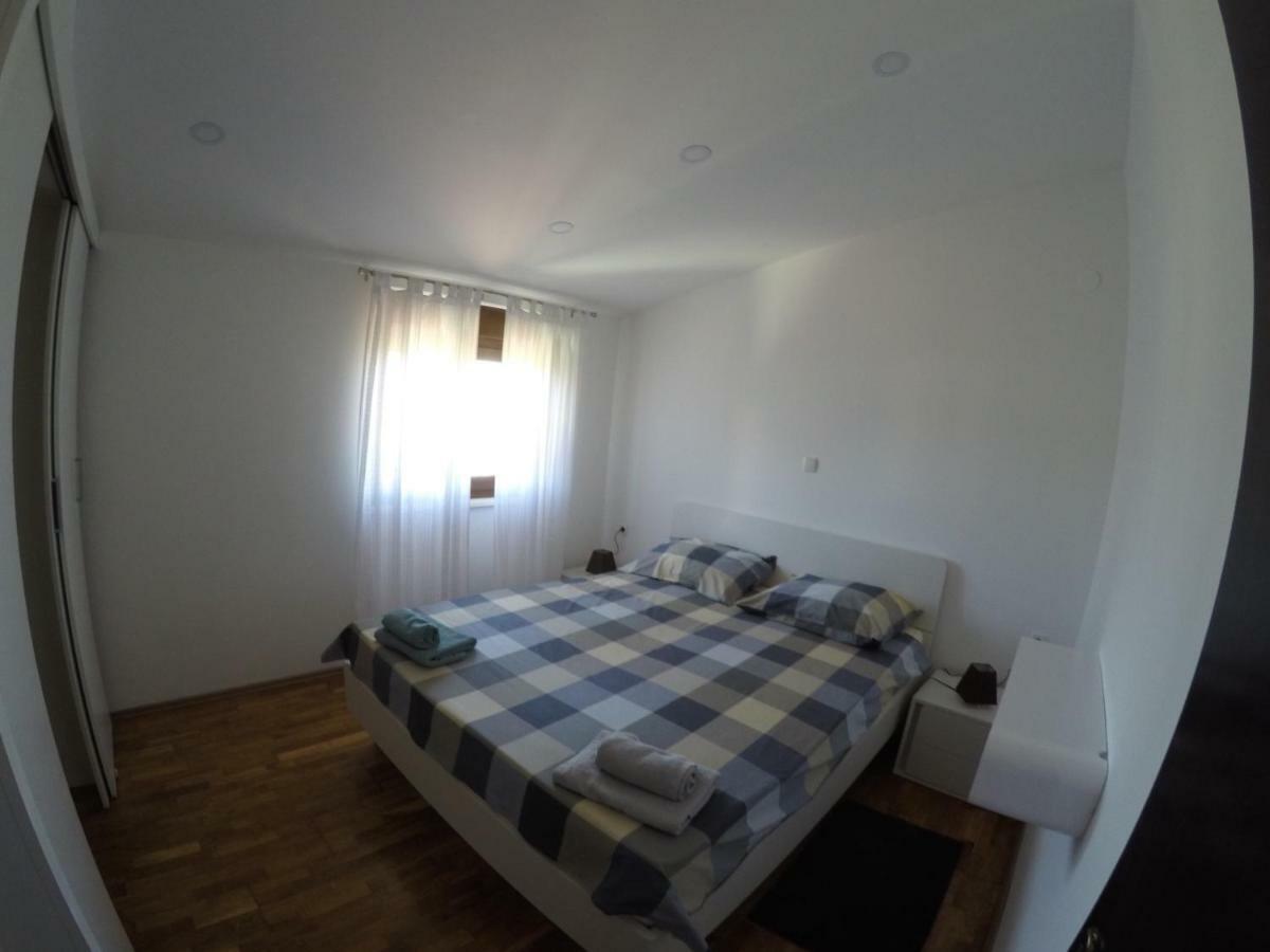 Apartman Koralj Leilighet PUY Eksteriør bilde